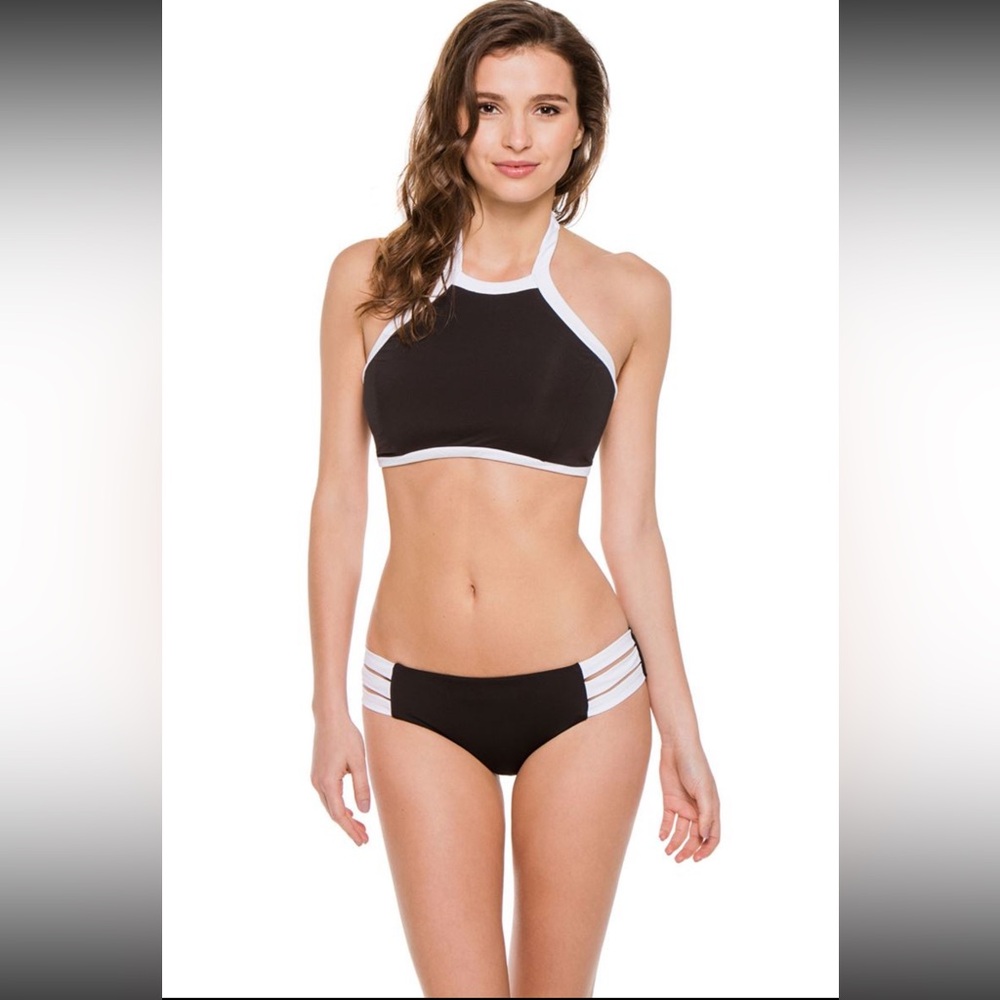 Seafolly Two Piece Swimsuit size US 12 in black and white